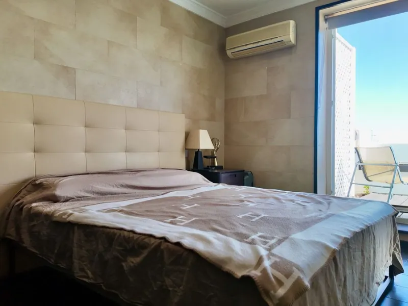 A fully renovated duplex penthouse with panoramic sea views, La Concha and Gibraltar for under €400,000 is a rare opportunity in Marbella.