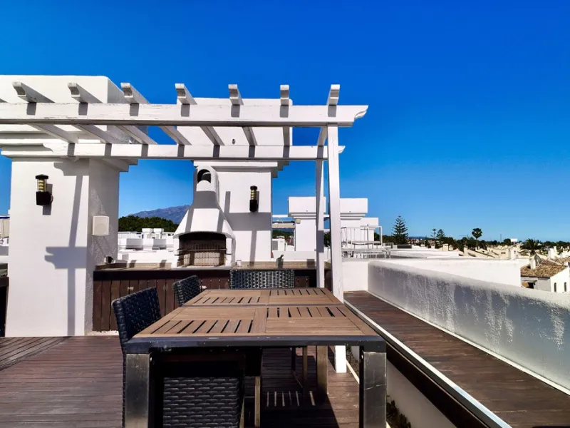 A fully renovated duplex penthouse with panoramic sea views, La Concha and Gibraltar for under €400,000 is a rare opportunity in Marbella.
