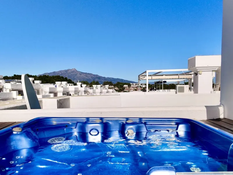 A fully renovated duplex penthouse with panoramic sea views, La Concha and Gibraltar for under €400,000 is a rare opportunity in Marbella.