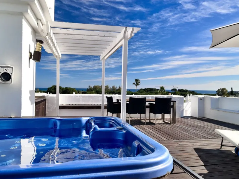 A fully renovated duplex penthouse with panoramic sea views, La Concha and Gibraltar for under €400,000 is a rare opportunity in Marbella.
