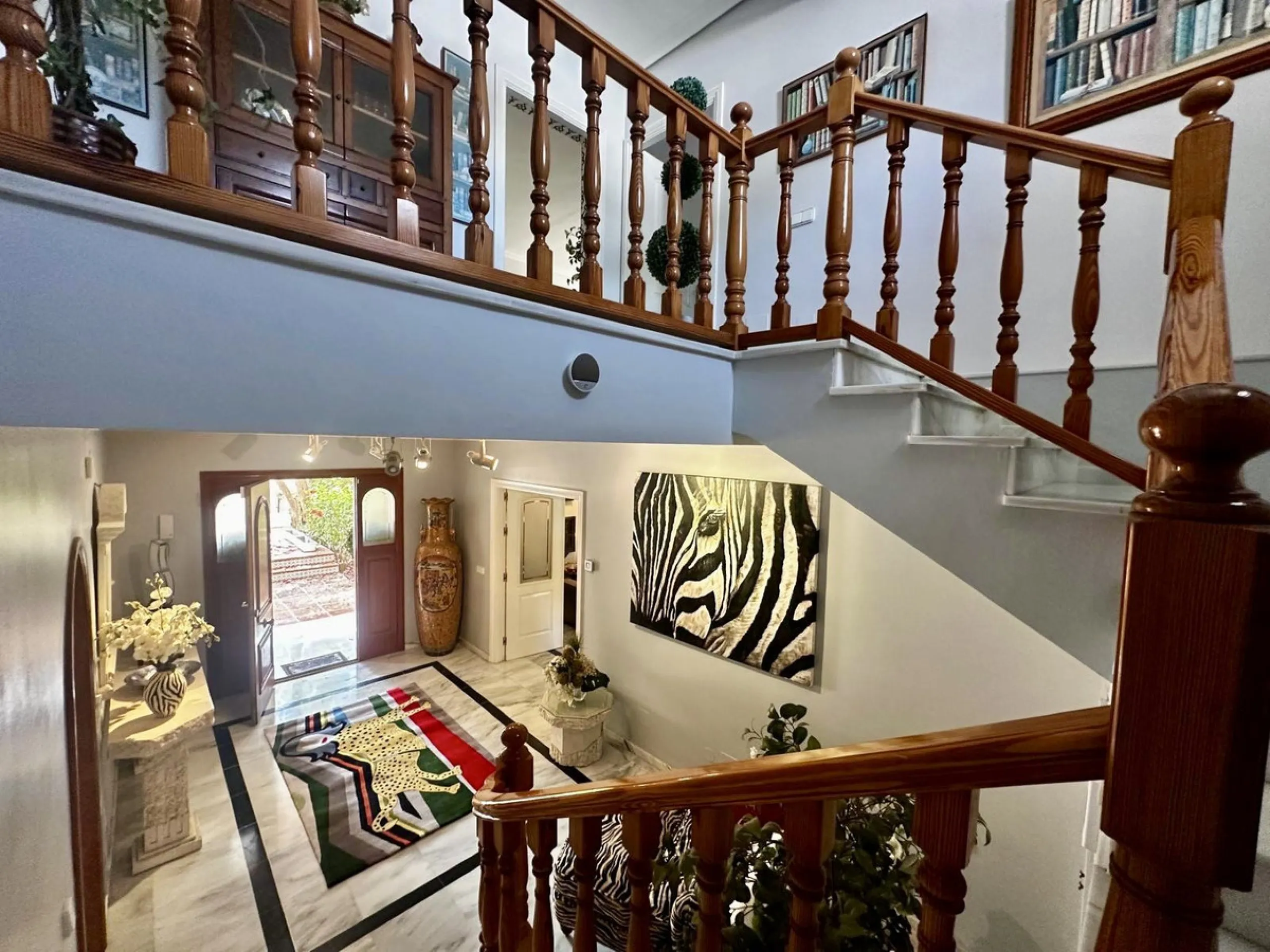 NEW EXCLUSIVE LISTING!!