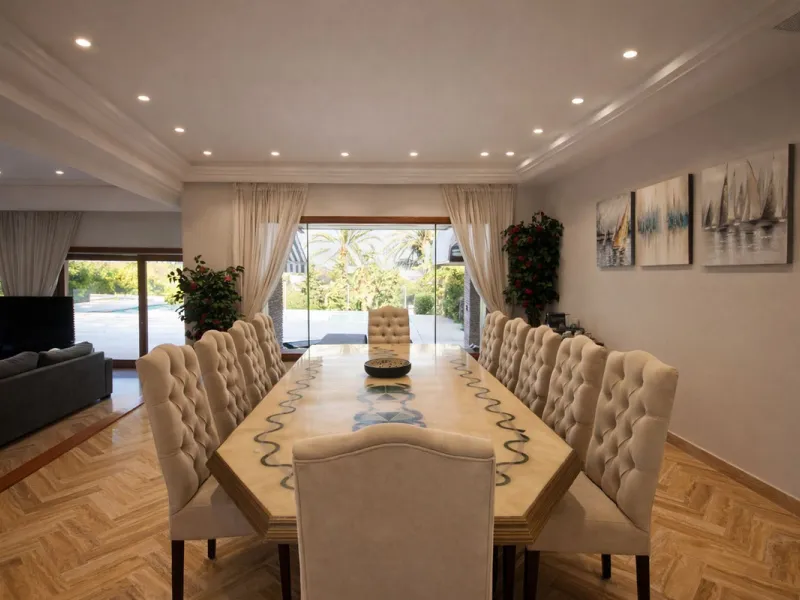 Elegant Marbella Estate on a Prime and Rare Plot — 800 meters Walking Distance to Puerto Banús. Unique Development Opportunity — 4,205m² Plot with Potential for Up to 4 Villas, or Plans for one large villa and separate Guest House, or to knock down and bu