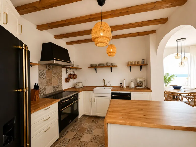 Dream penthouse with stunning panoramic sea views in Calahonda Alta.