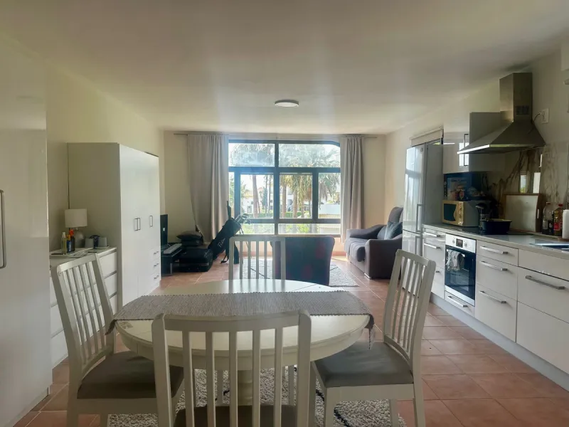 Charming semi-detached house in Calahonda, located on the first line of a golf course within a quiet residential area with a communal pool and beautifully maintained gardens.