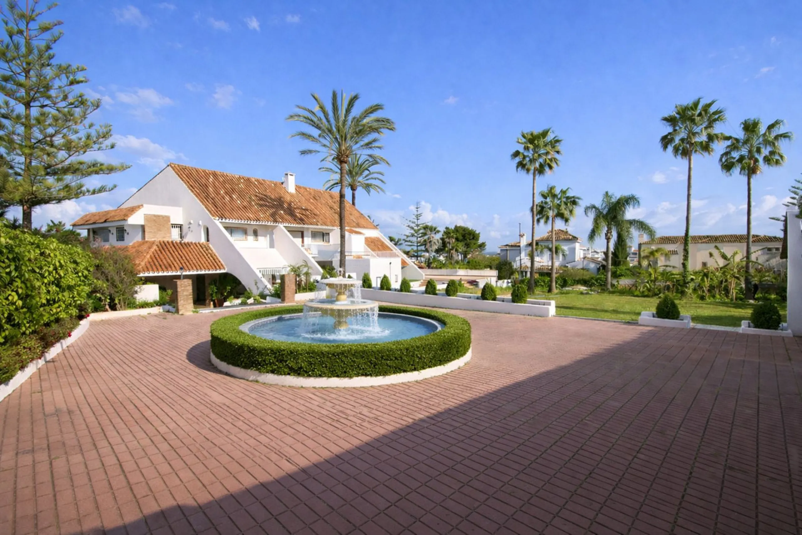 Elegant Marbella Estate on a Prime and Rare Plot — 800 meters Walking Distance to Puerto Banús. Unique Development Opportunity — 4,205m² Plot with Potential for Up to 4 Villas, or Plans for one large villa and separate Guest House, or to knock down and bu