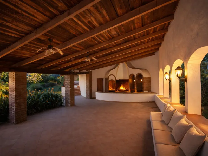 Elegant Marbella Estate on a Prime and Rare Plot — 800 meters Walking Distance to Puerto Banús. Unique Development Opportunity — 4,205m² Plot with Potential for Up to 4 Villas, or Plans for one large villa and separate Guest House, or to knock down and bu