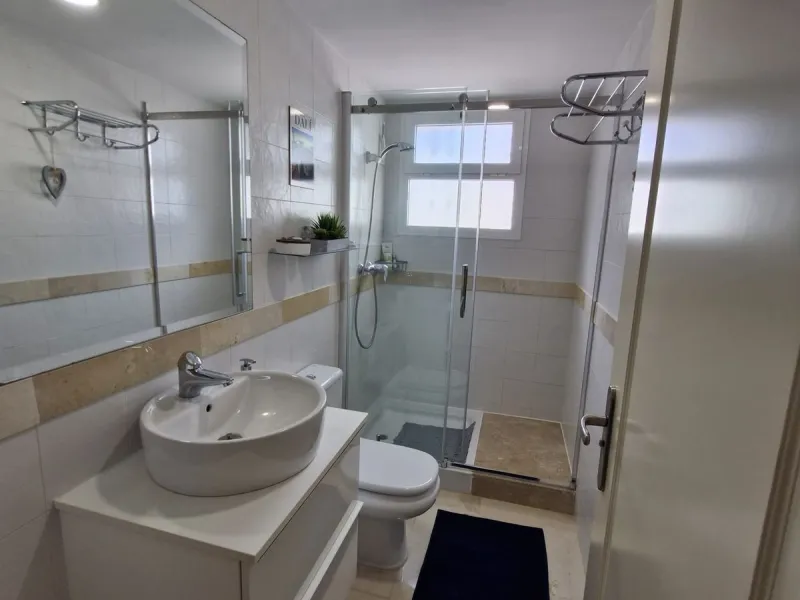 Light-filled and stylish. Exclusive 159 sq m ground floor apartment - sunny, modern, perfectly laid out.