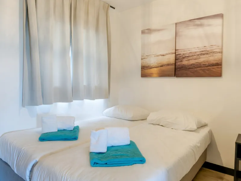Discover this beautiful 3-bedroom, 2-bathroom apartment in Hacienda el Sueño, an exclusive residential community set in Mijas on the stunning Costa del Sol.