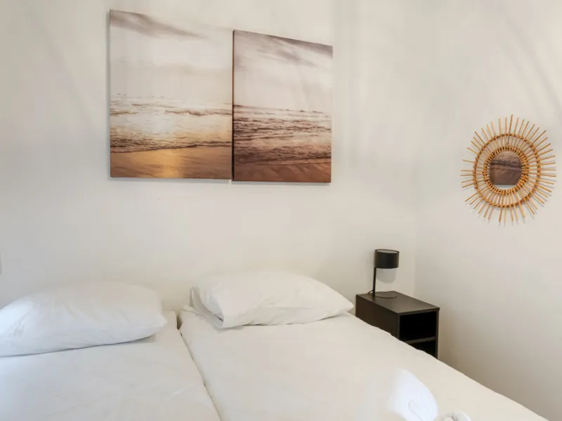 Discover this beautiful 3-bedroom, 2-bathroom apartment in Hacienda el Sueño, an exclusive residential community set in Mijas on the stunning Costa del Sol.