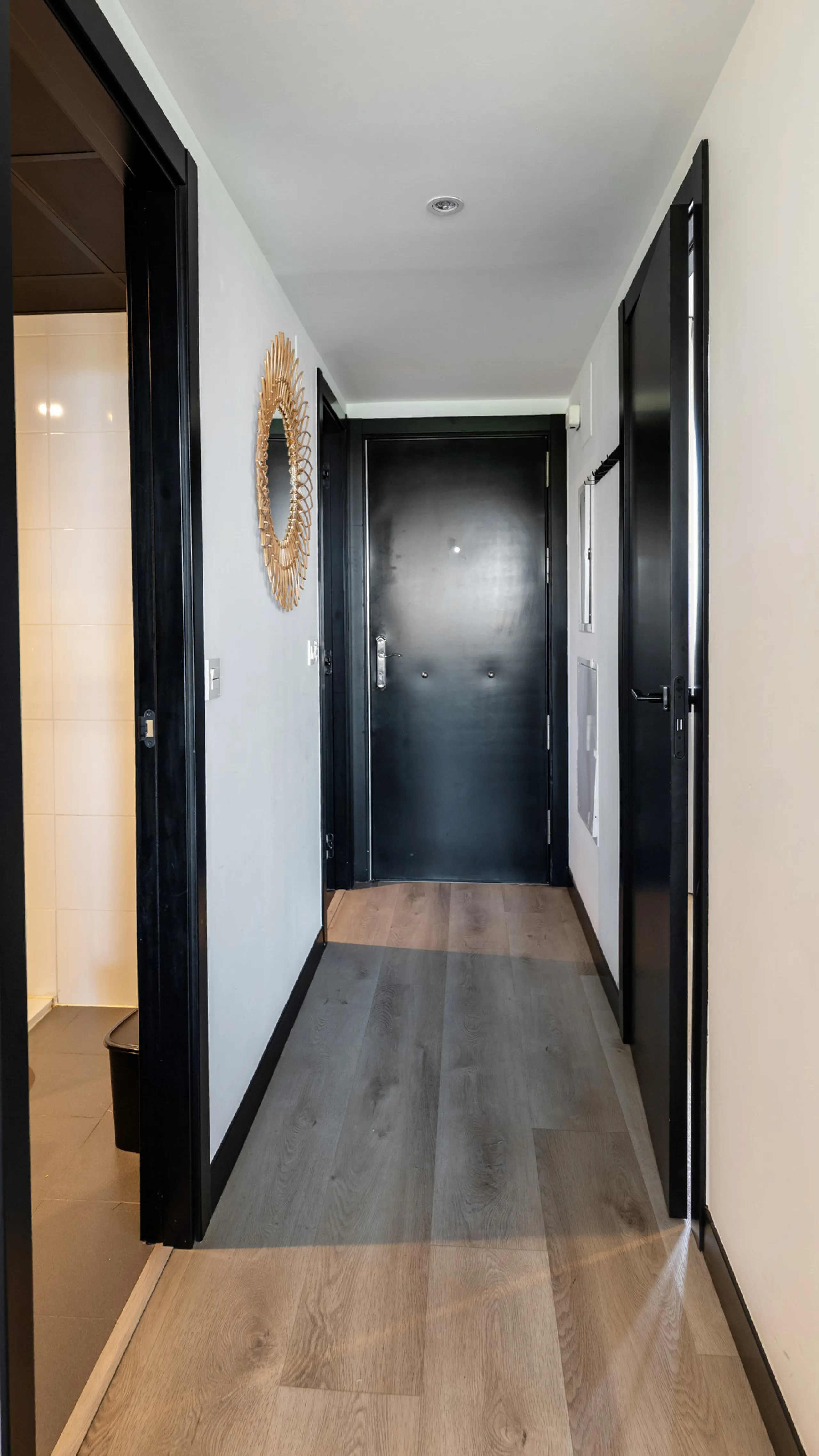 Discover this beautiful 3-bedroom, 2-bathroom apartment in Hacienda el Sueño, an exclusive residential community set in Mijas on the stunning Costa del Sol.