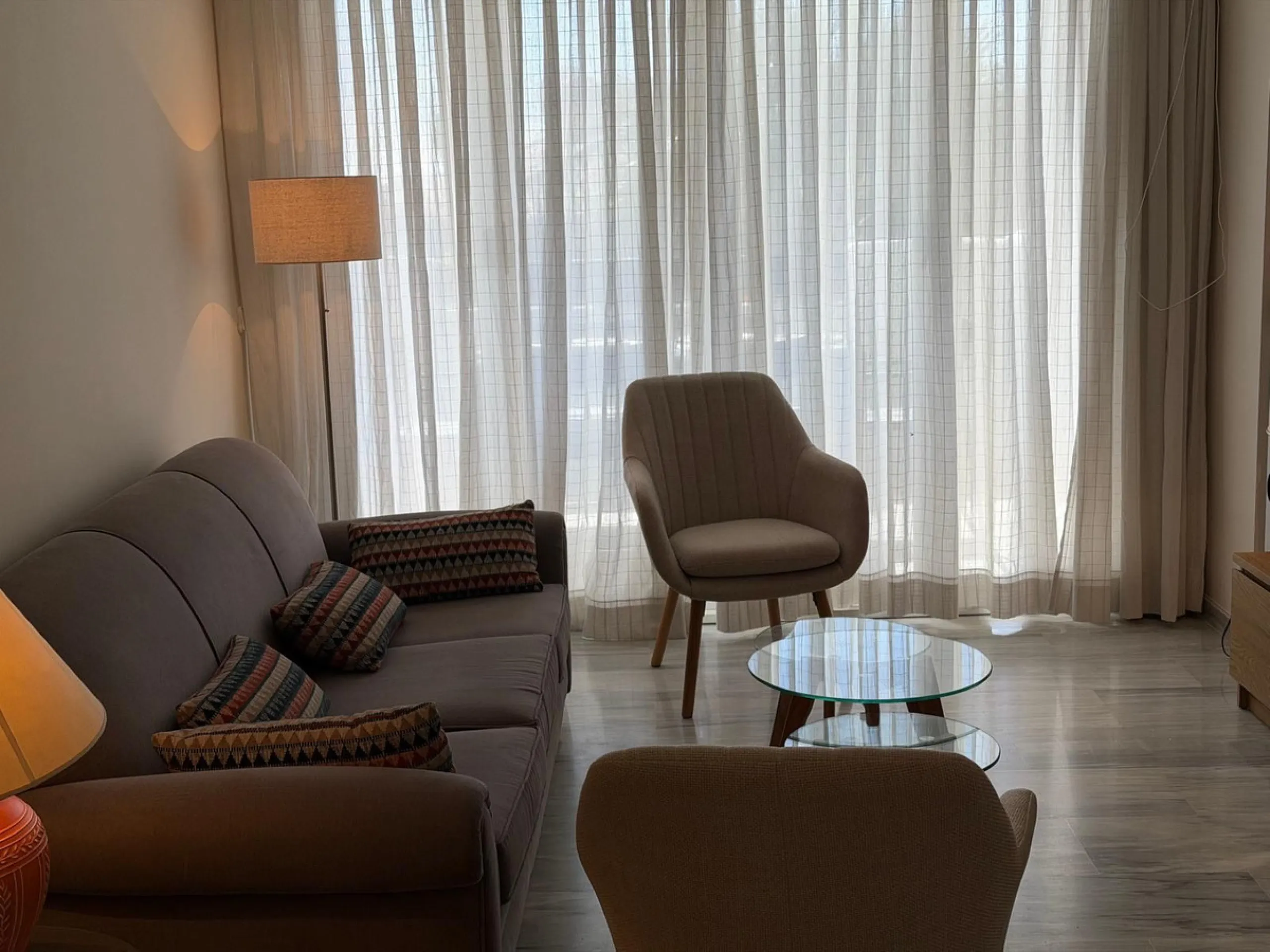Apartment - Middle Floor Apartment в продаже в Marbella, Málaga. В доме 3 спален и 2 ванных комнат. Площадь дома 103 м²