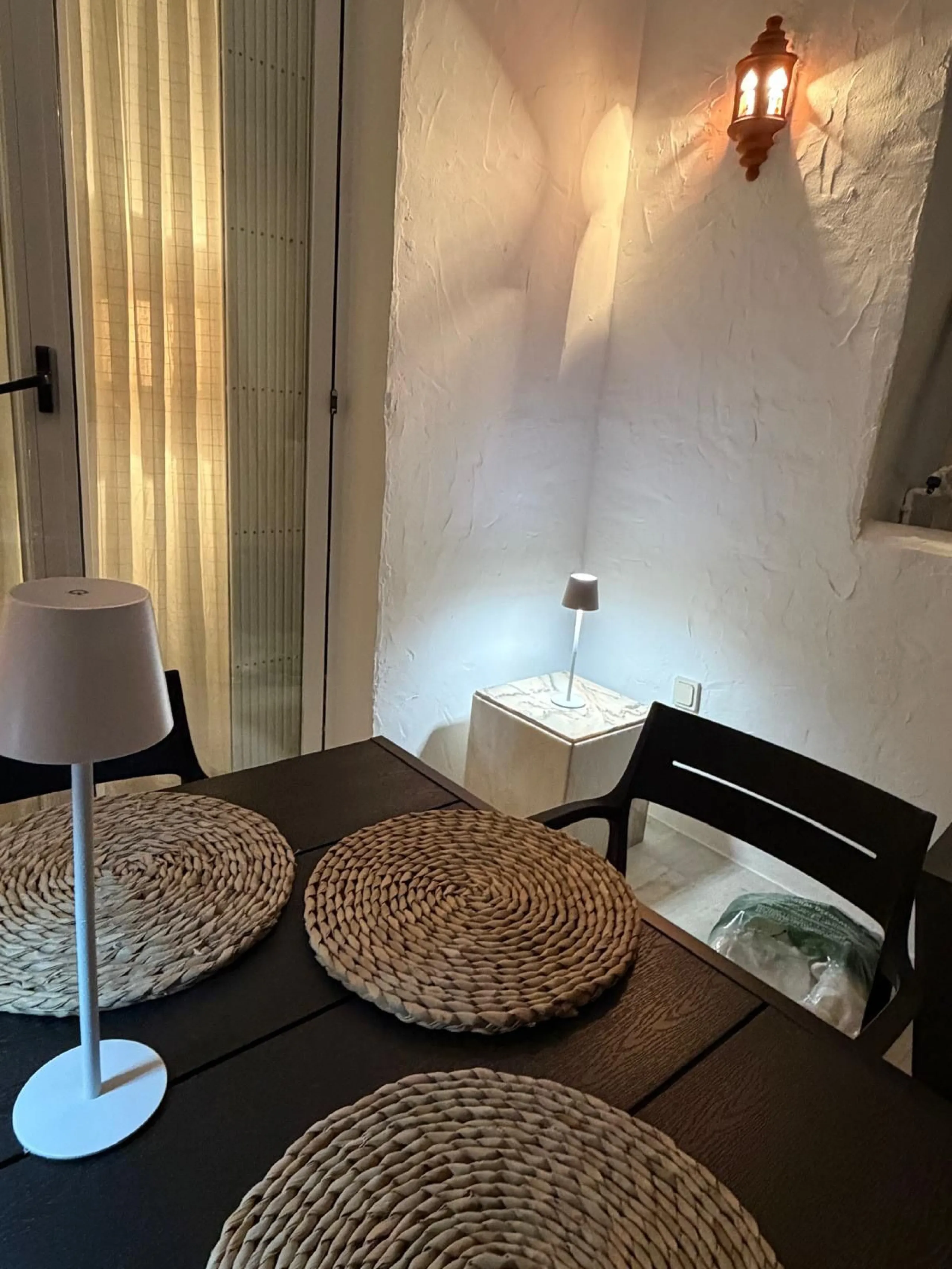 Apartment - Middle Floor Apartment в продаже в Marbella, Málaga. В доме 3 спален и 2 ванных комнат. Площадь дома 103 м²