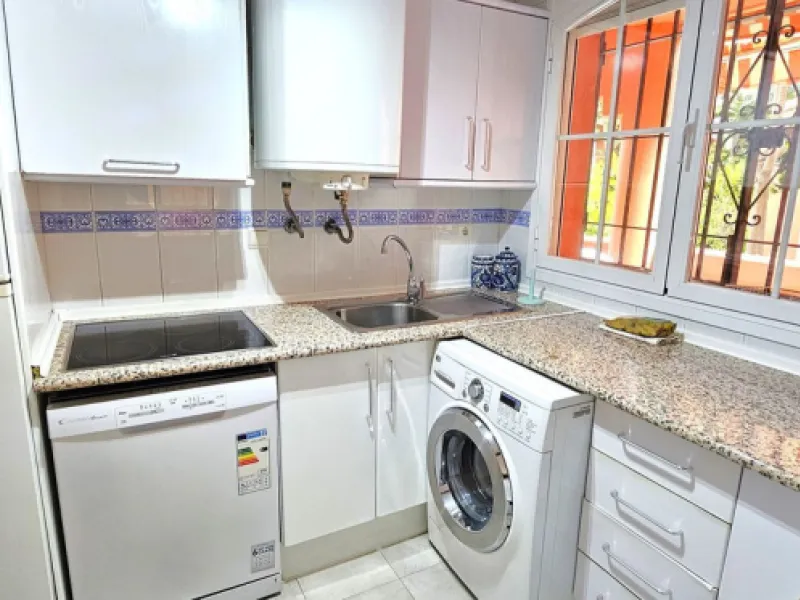 Fantastic, spacious and bright seaside elevated ground floor corner apartment, in a beachfront residential complex, located on one of the best beaches in Marbella. It features a large, very pleasant terrace that surrounds the entire property, perfect for 