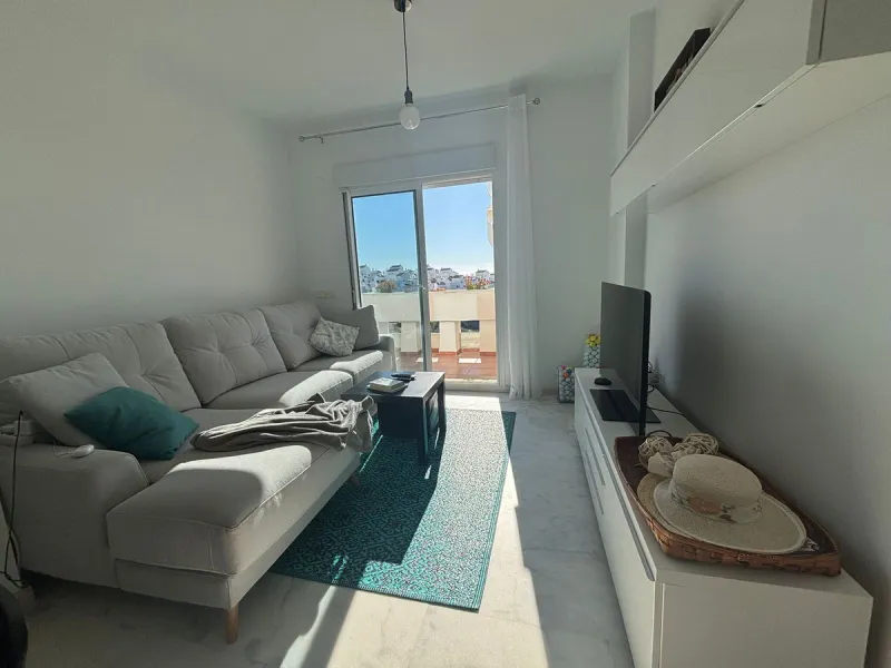 Penthouse with Private Solarium and Panoramic Sea & Golf Views in Valle Romano, Estepona