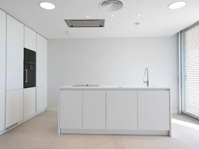 Apartment - Middle Floor Apartment в продаже в Estepona, Málaga. В доме 3 спален и 3 ванных комнат. Площадь дома 159 м²