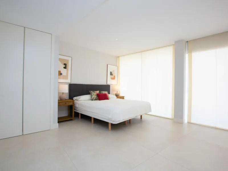 Apartment - Middle Floor Apartment в продаже в Estepona, Málaga. В доме 3 спален и 3 ванных комнат. Площадь дома 159 м²