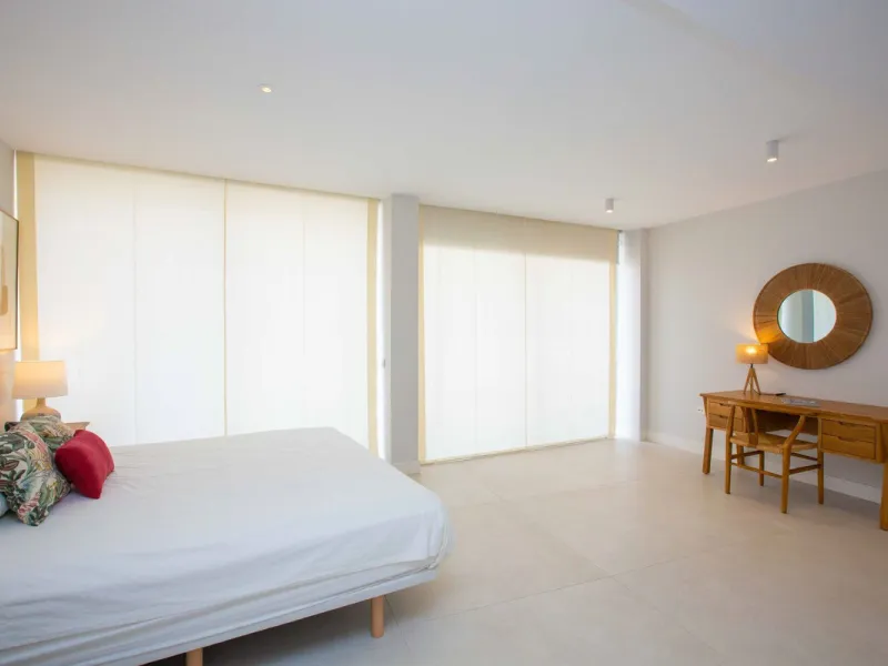 Apartment - Middle Floor Apartment в продаже в Estepona, Málaga. В доме 3 спален и 3 ванных комнат. Площадь дома 159 м²