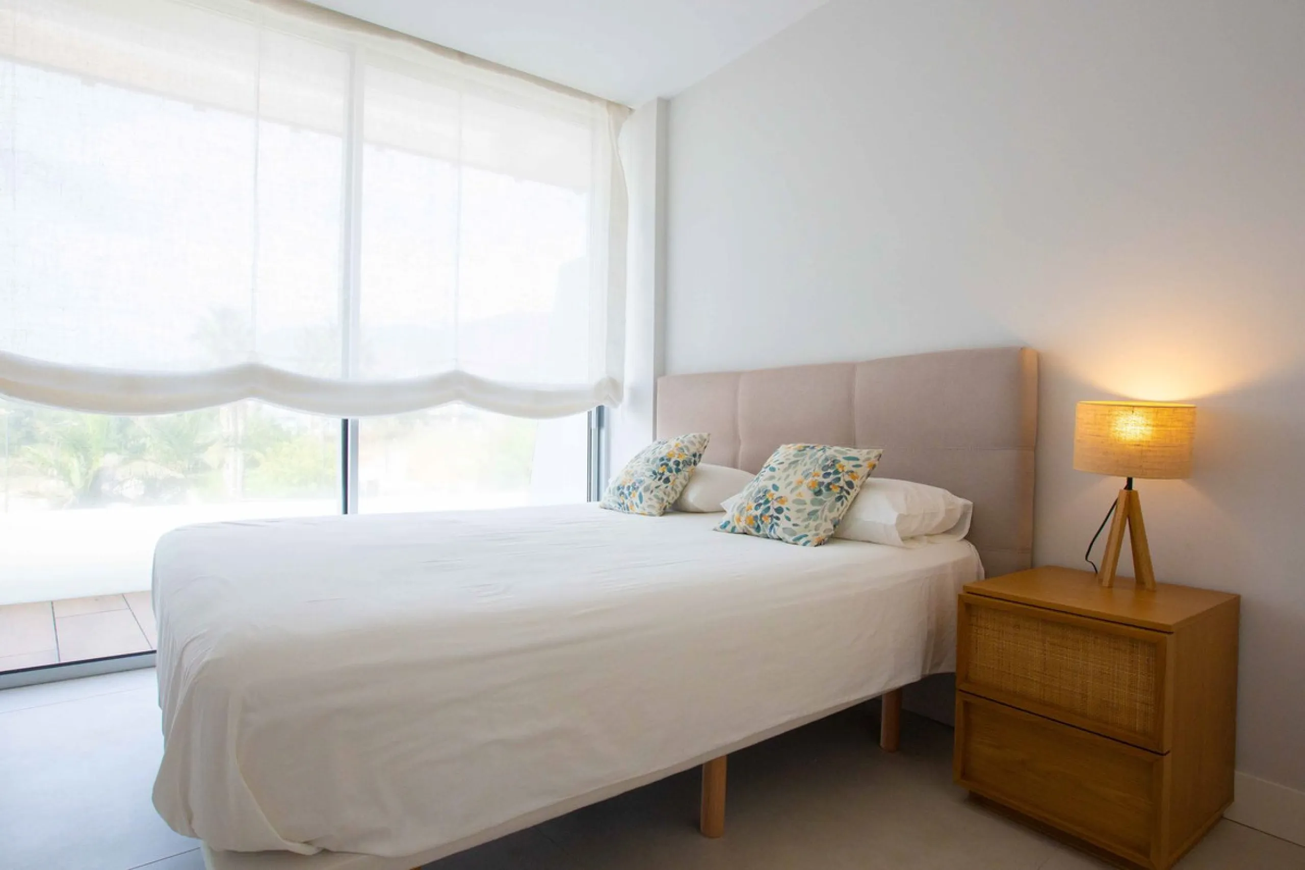 Apartment - Middle Floor Apartment в продаже в Estepona, Málaga. В доме 3 спален и 3 ванных комнат. Площадь дома 159 м²
