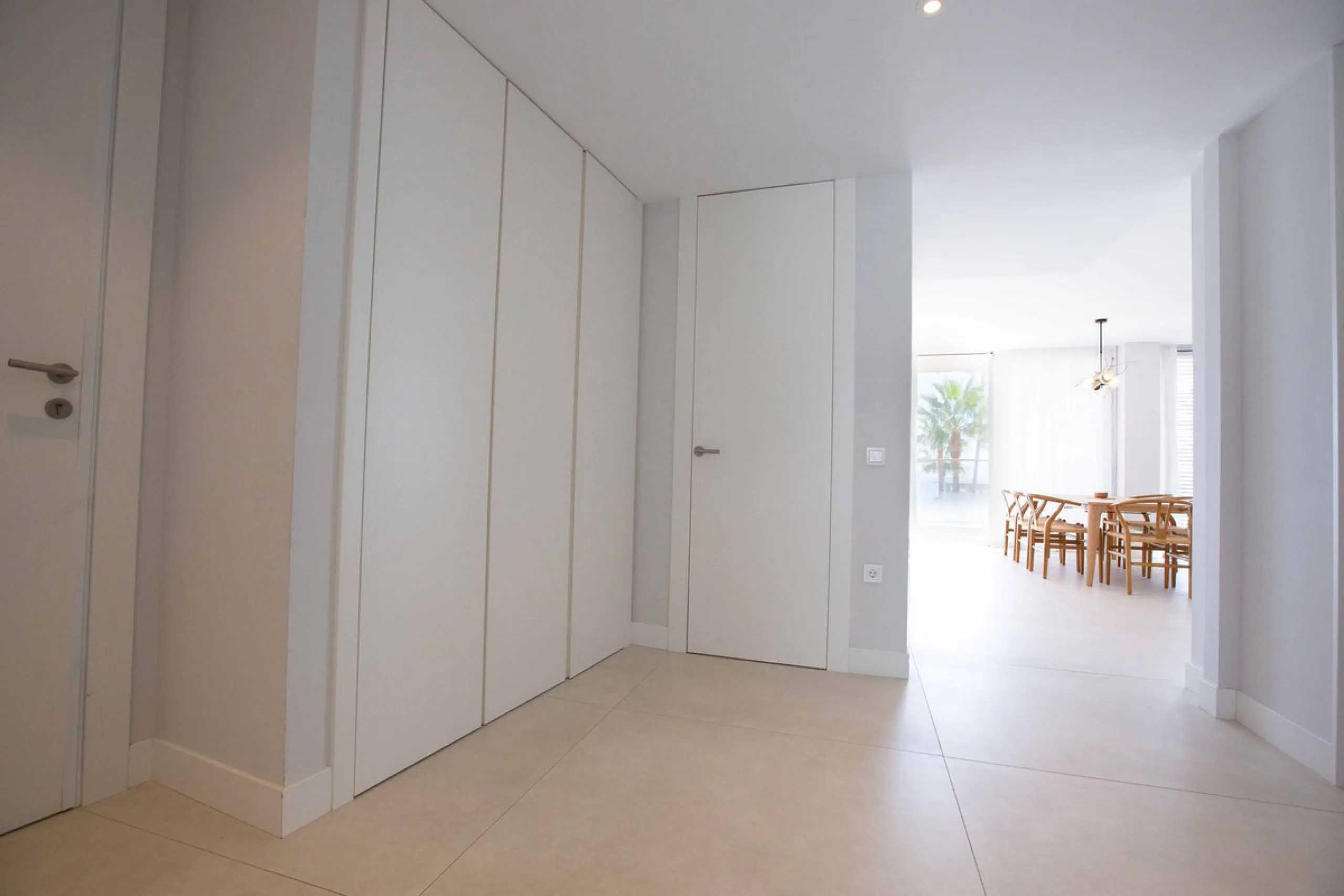 Apartment - Middle Floor Apartment в продаже в Estepona, Málaga. В доме 3 спален и 3 ванных комнат. Площадь дома 159 м²