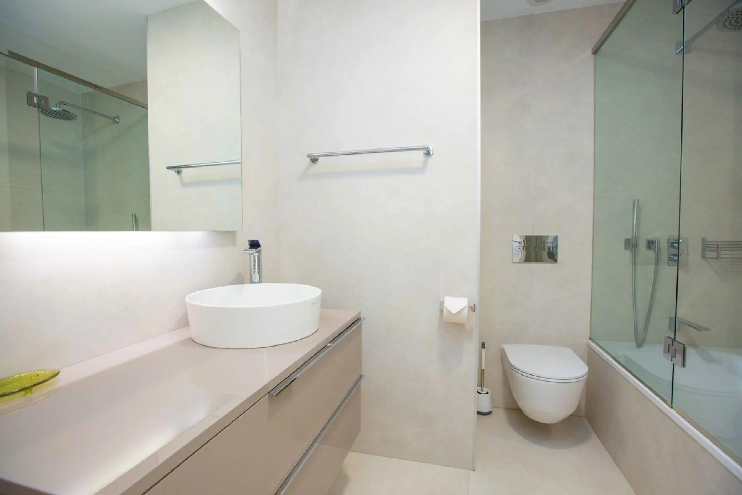 Apartment - Middle Floor Apartment в продаже в Estepona, Málaga. В доме 3 спален и 3 ванных комнат. Площадь дома 159 м²