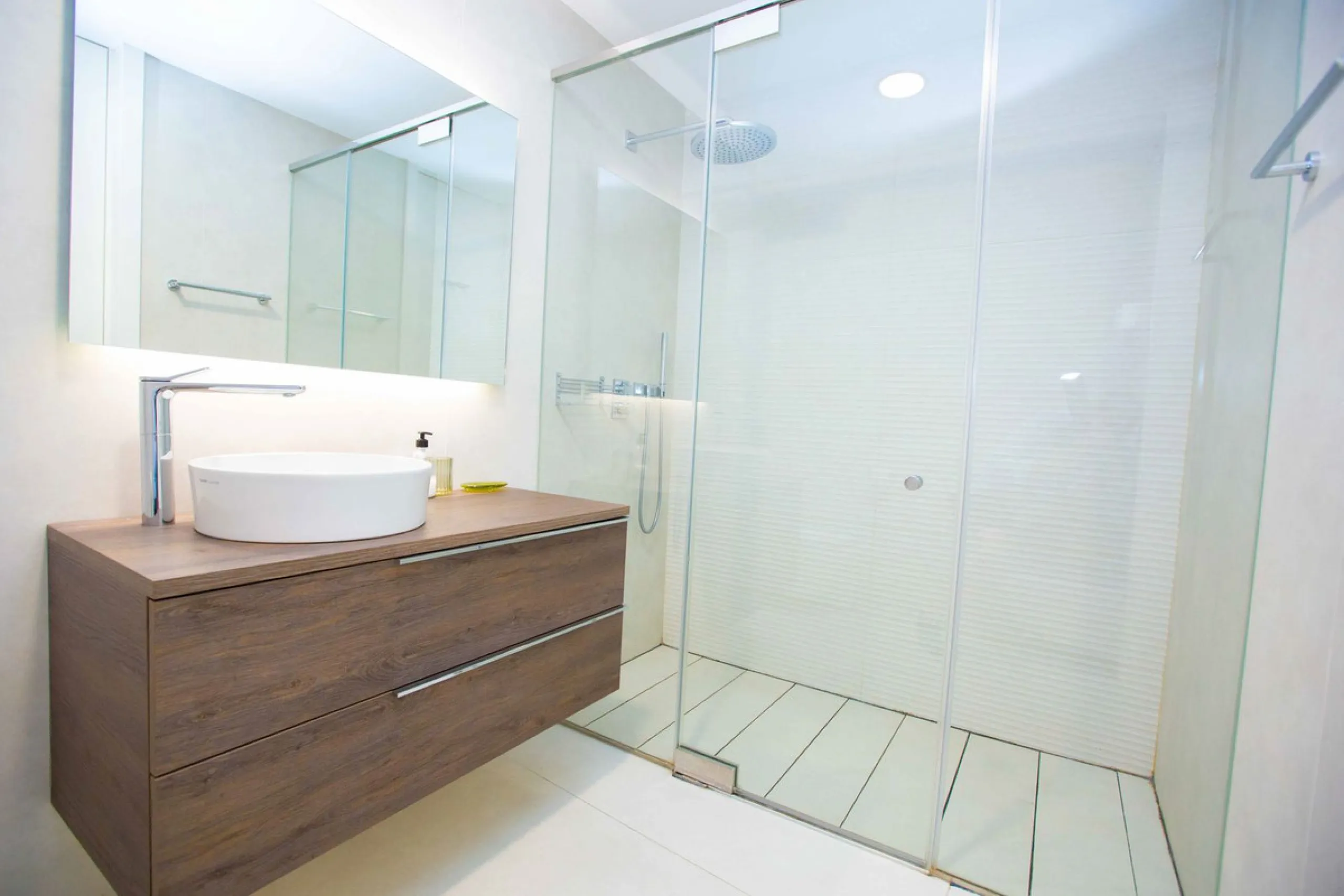 Apartment - Middle Floor Apartment в продаже в Estepona, Málaga. В доме 3 спален и 3 ванных комнат. Площадь дома 159 м²