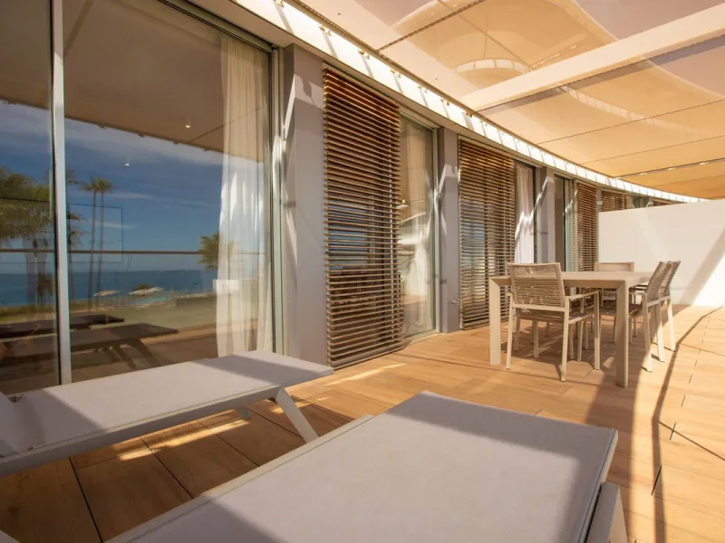 Apartment - Middle Floor Apartment в продаже в Estepona, Málaga. В доме 3 спален и 3 ванных комнат. Площадь дома 159 м²