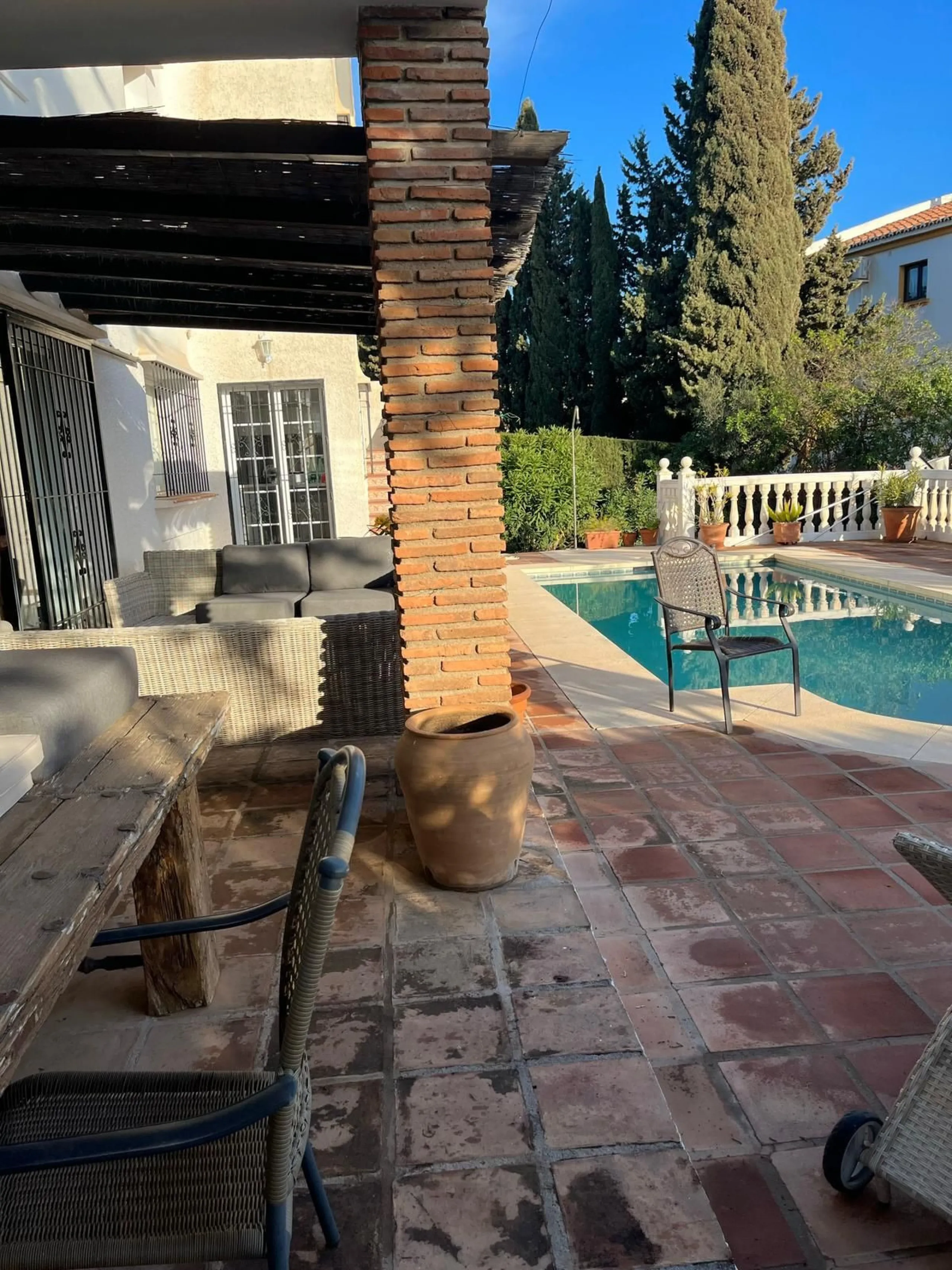 Detached Villa 500m from the Beach: Sun, Privacy and Comfort in Riviera del Sol