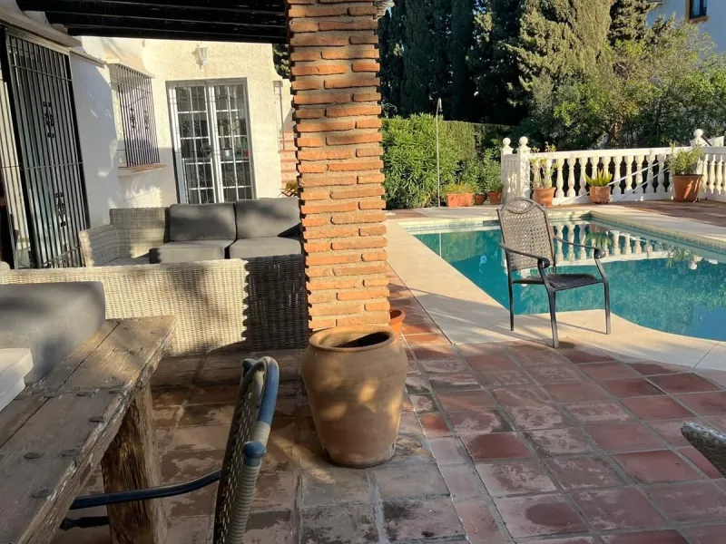 Detached Villa 500m from the Beach: Sun, Privacy and Comfort in Riviera del Sol