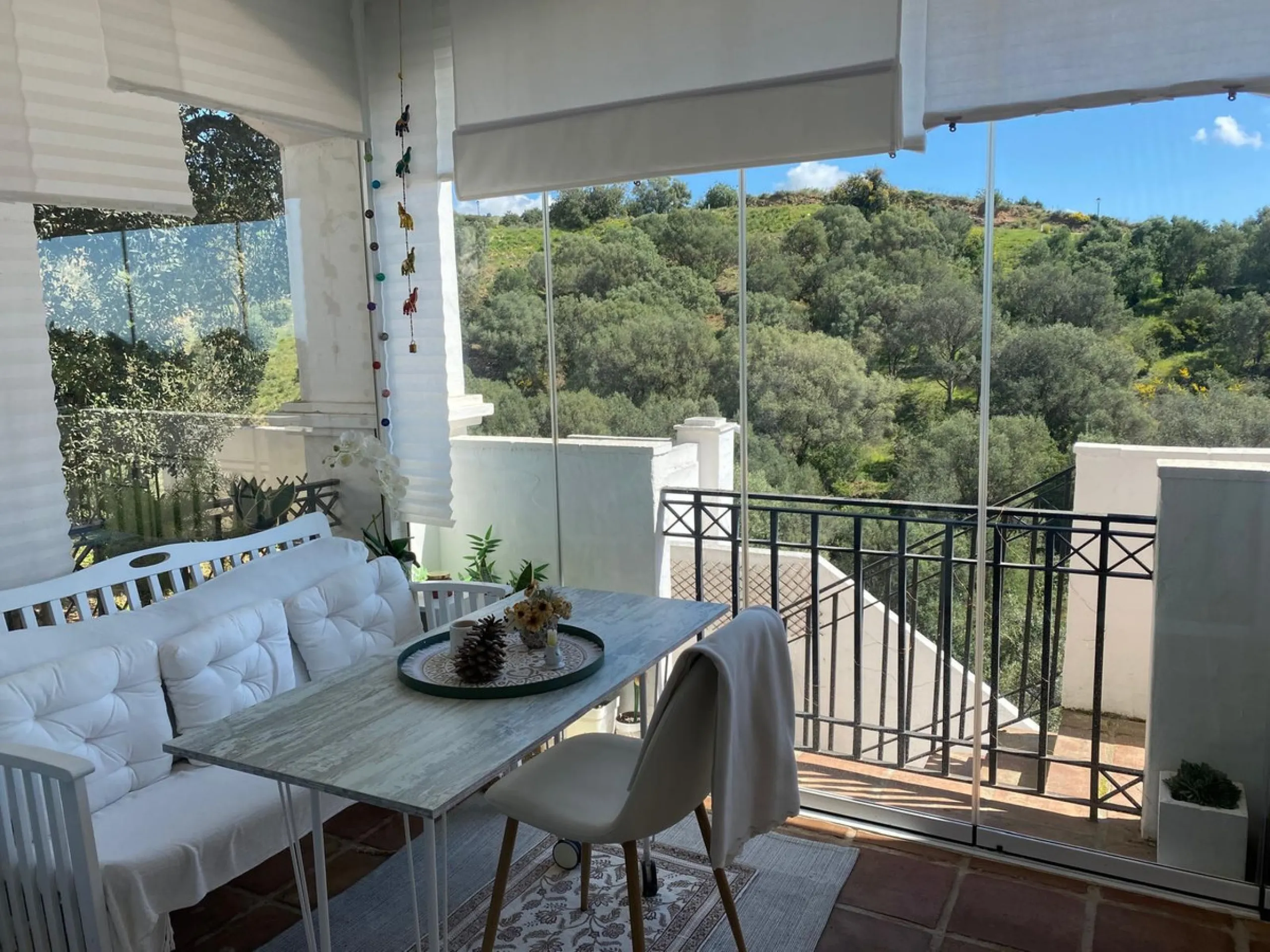 Charming apartment for sale in Altos de los Monteros, Marbella, located in a peaceful residential complex surrounded by nature, offering a privileged setting with beautiful sea and mountain views.