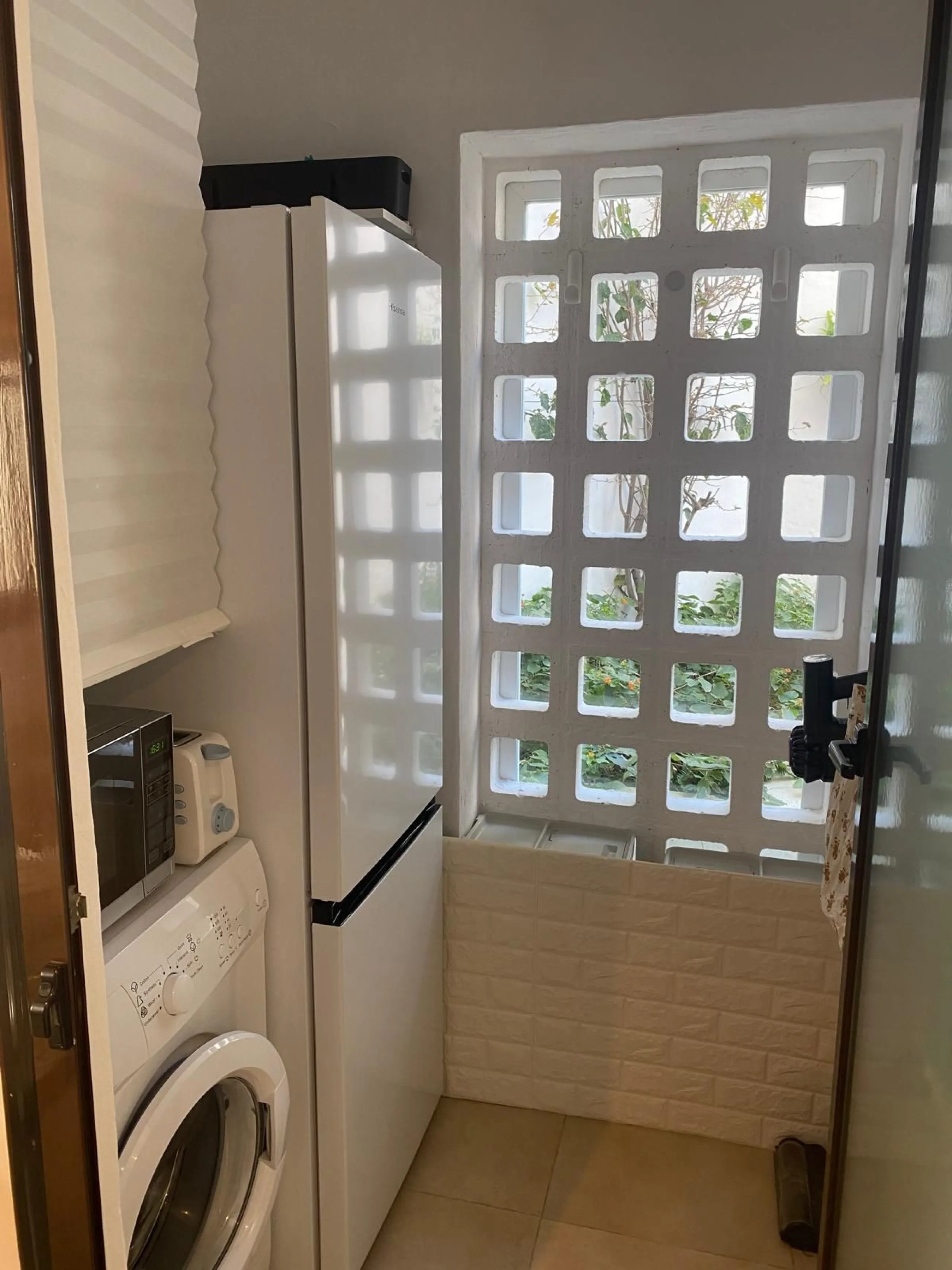 Charming apartment for sale in Altos de los Monteros, Marbella, located in a peaceful residential complex surrounded by nature, offering a privileged setting with beautiful sea and mountain views.
