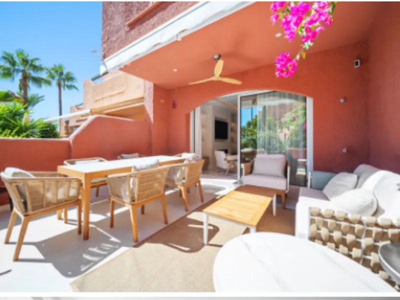 TURNKEY LUXURY 3-BEDROOM TOWN HOUSE IN EL PALMERAL, NUEVA