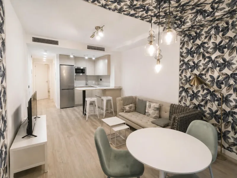 Modern 1-Bedroom Apartment Near Málaga Centro