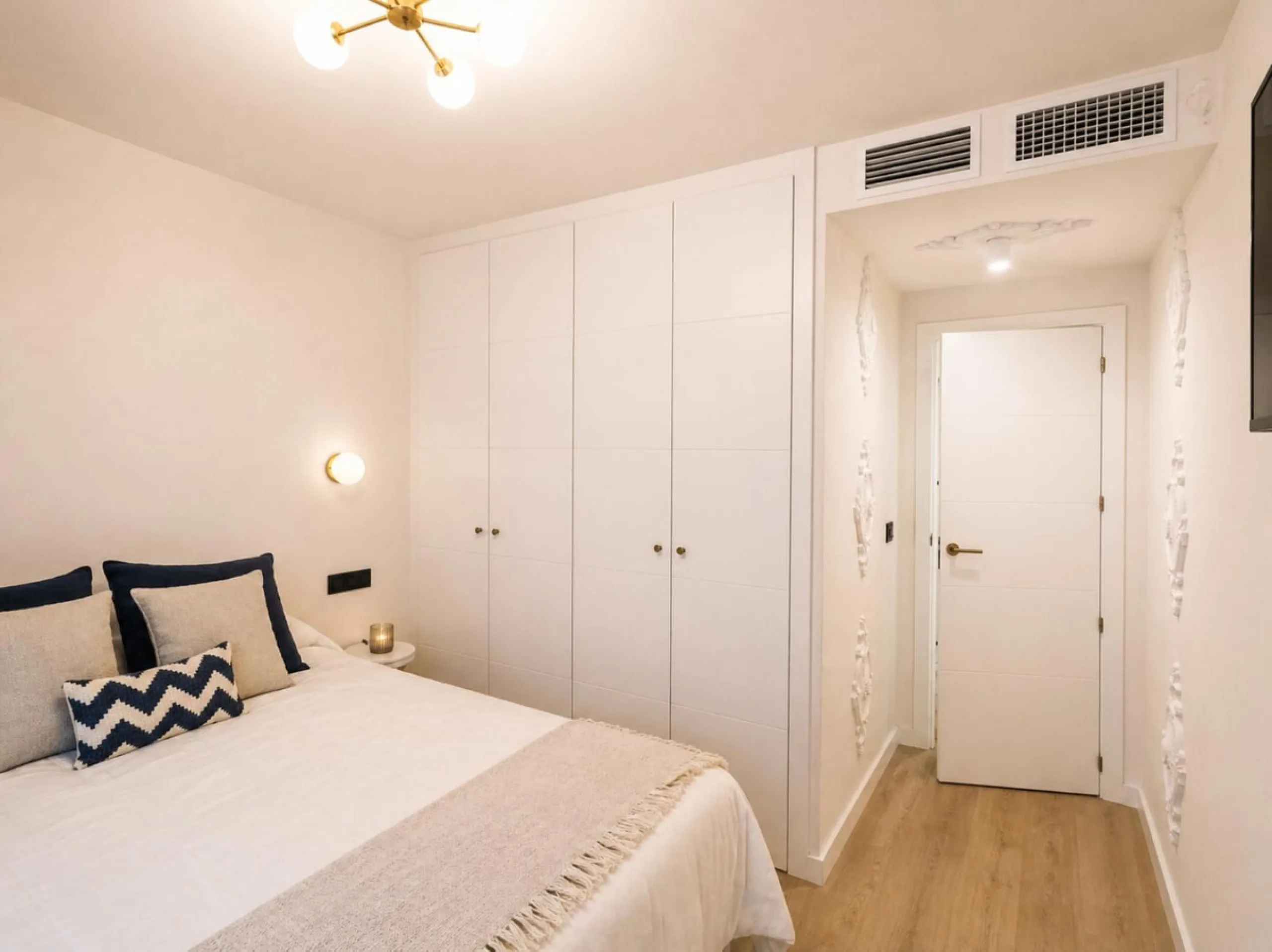 Modern 1-Bedroom Apartment Near Málaga Centro