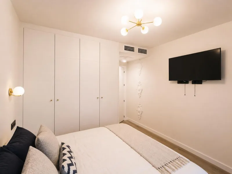 Modern 1-Bedroom Apartment Near Málaga Centro