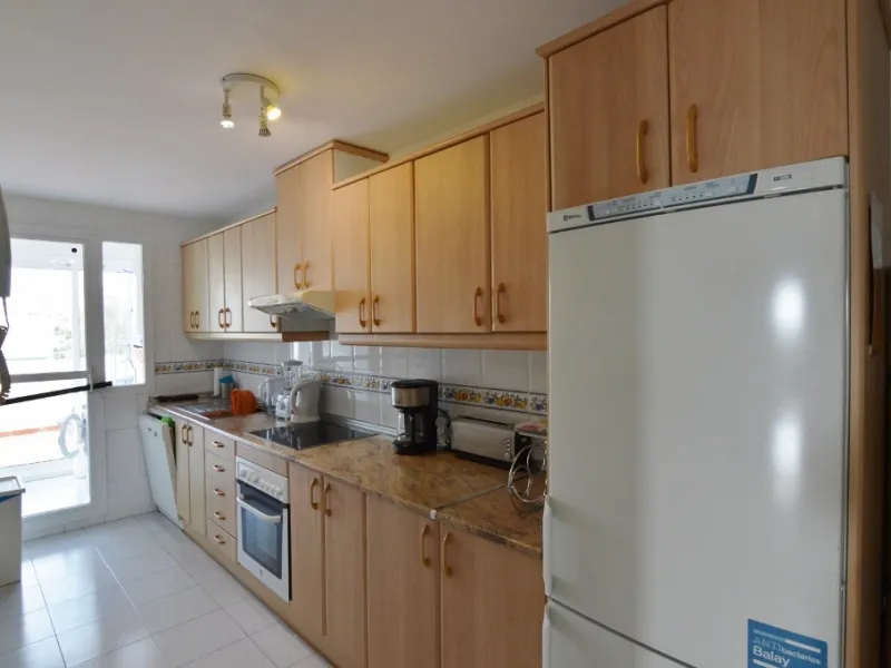 MARBELLA, Nueva Andalucía | South Facing -Top-Floor Apartment | 2 Bed · 2 Bath | Large Sunny Terrace