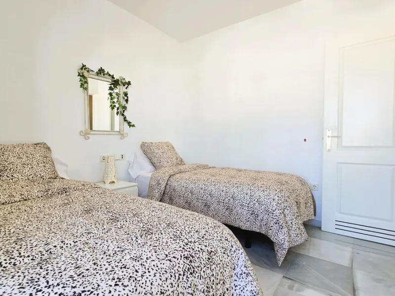 MARBELLA, Nueva Andalucía | South Facing -Top-Floor Apartment | 2 Bed · 2 Bath | Large Sunny Terrace