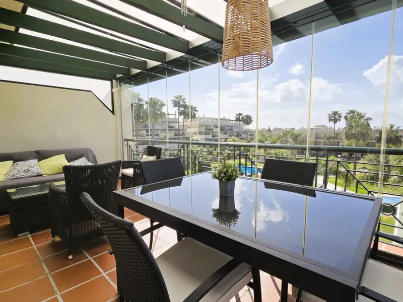 MARBELLA, Nueva Andalucía | South Facing -Top-Floor Apartment | 2 Bed · 2 Bath | Large Sunny Terrace