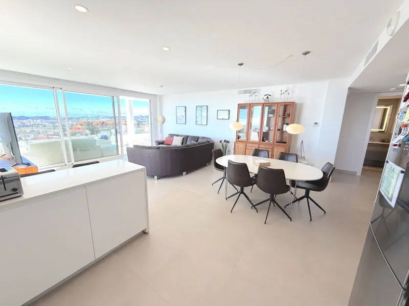 Modern Corner Apartment with Fantastic Panoramic Views in Torreblanca.