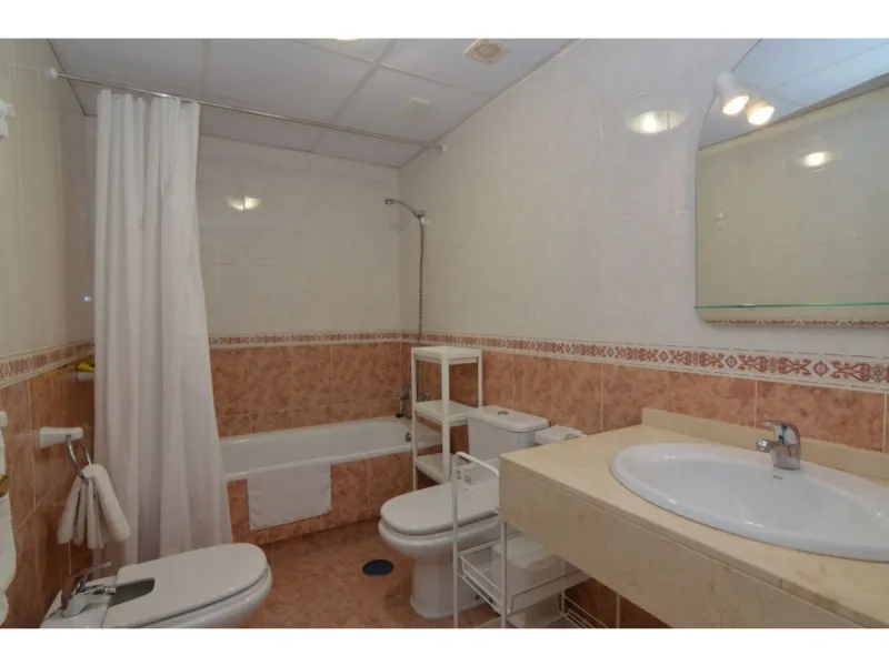 MARBELLA, Nueva Andalucía | South Facing -Top-Floor Apartment | 2 Bed · 2 Bath | Large Sunny Terrace