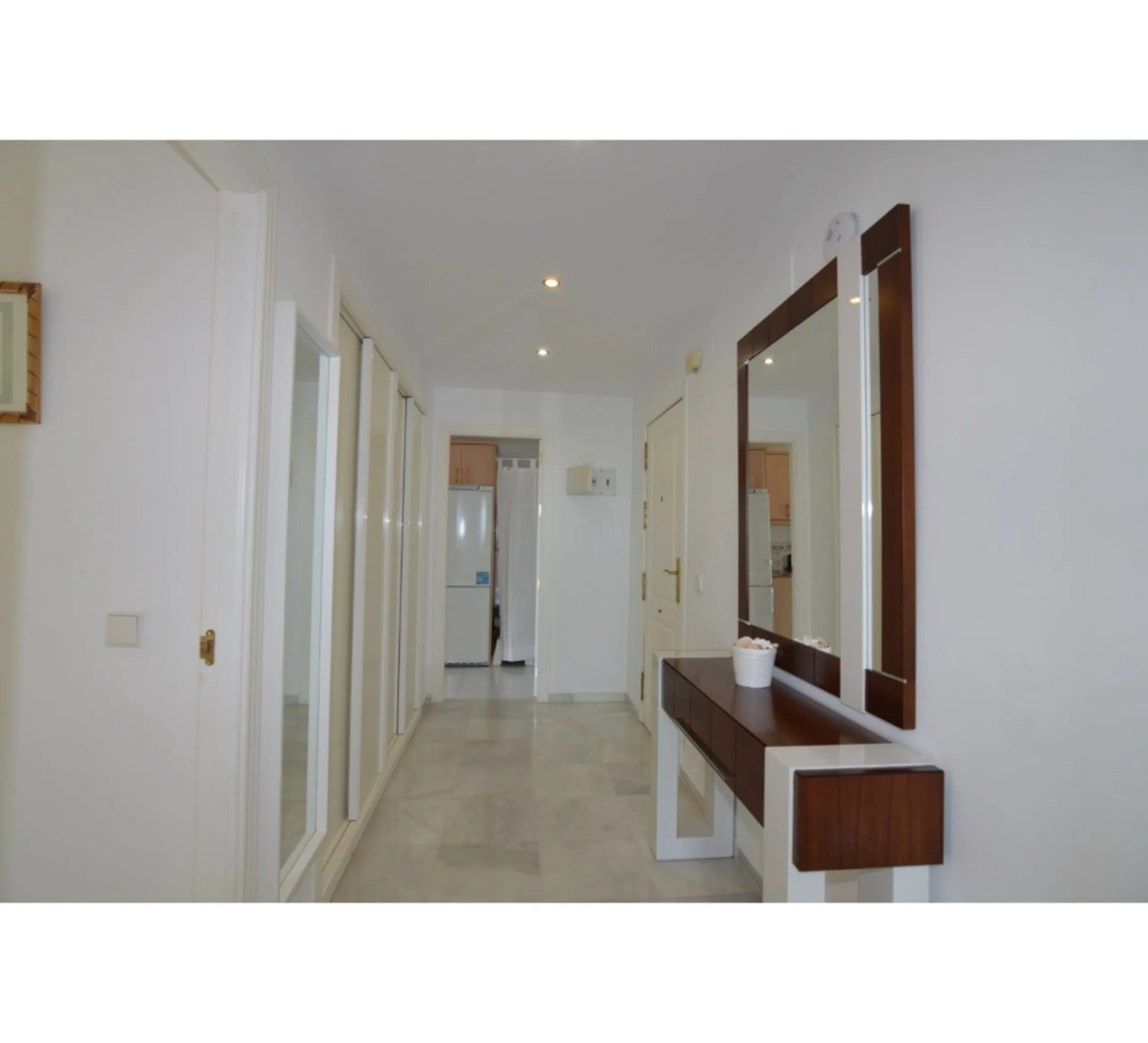 MARBELLA, Nueva Andalucía | South Facing -Top-Floor Apartment | 2 Bed · 2 Bath | Large Sunny Terrace