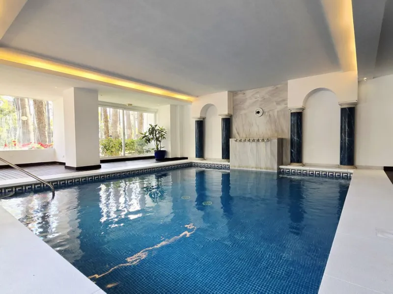 PUERTO BANÚS – LUXURY 1-BEDROOM APARTMENT IN LA ALCAZABA