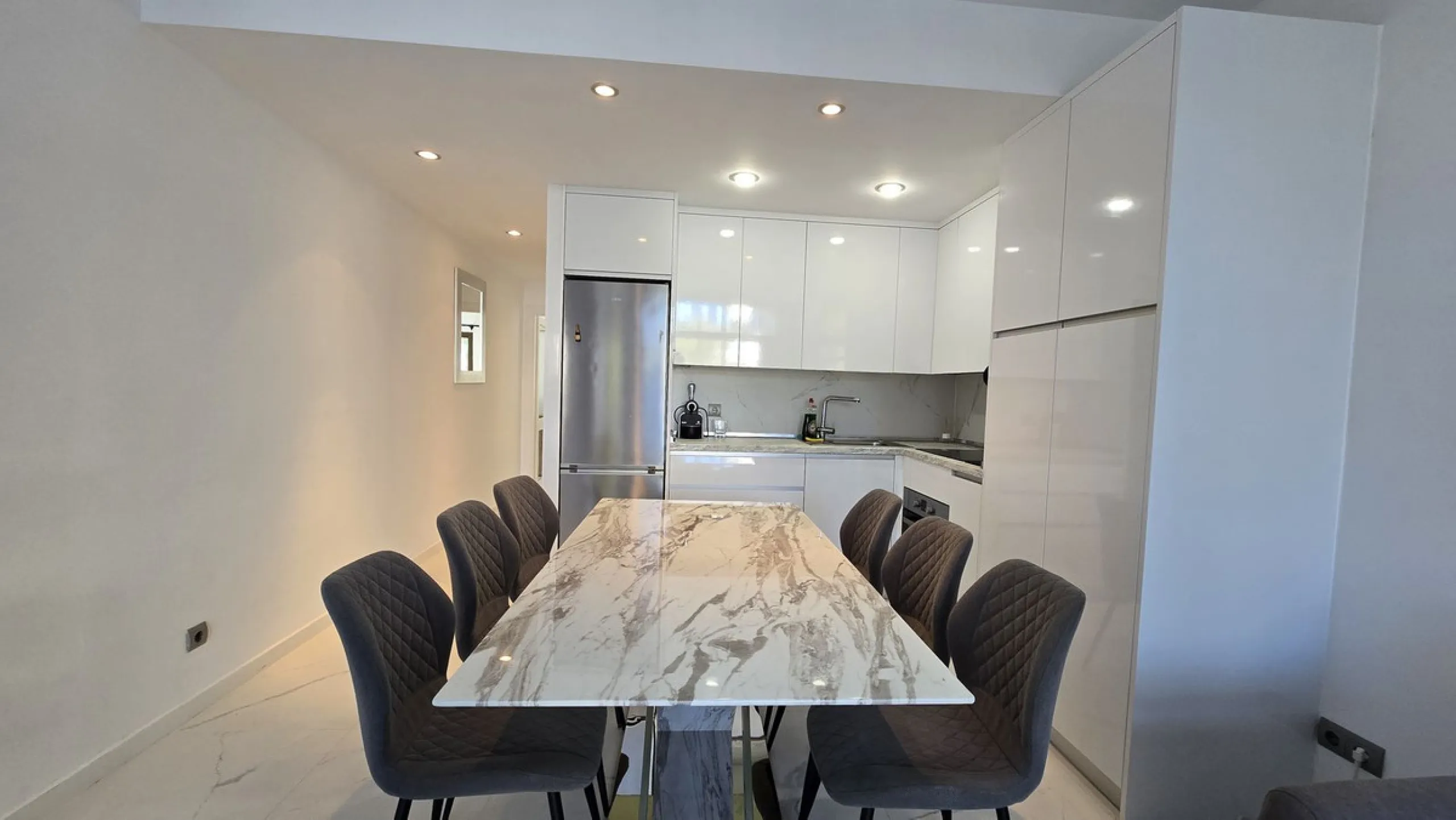 PUERTO BANÚS – LUXURY 1-BEDROOM APARTMENT IN LA ALCAZABA