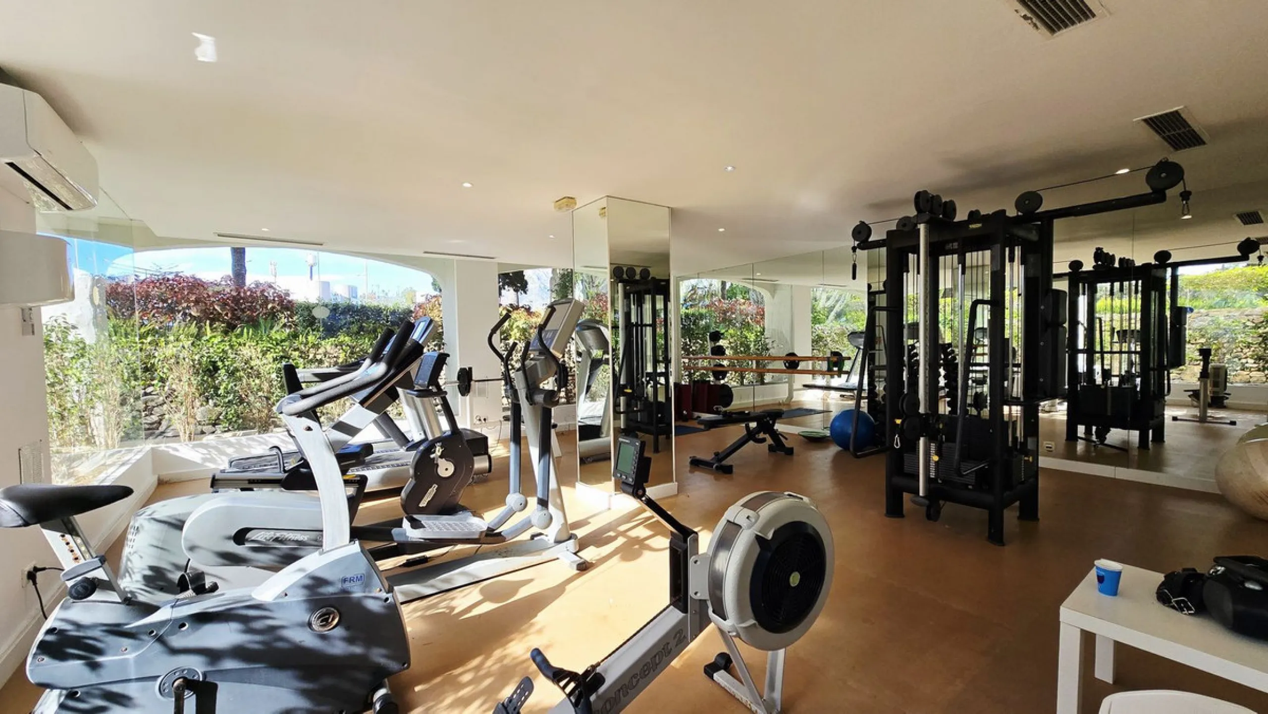 PUERTO BANÚS – LUXURY 1-BEDROOM APARTMENT IN LA ALCAZABA