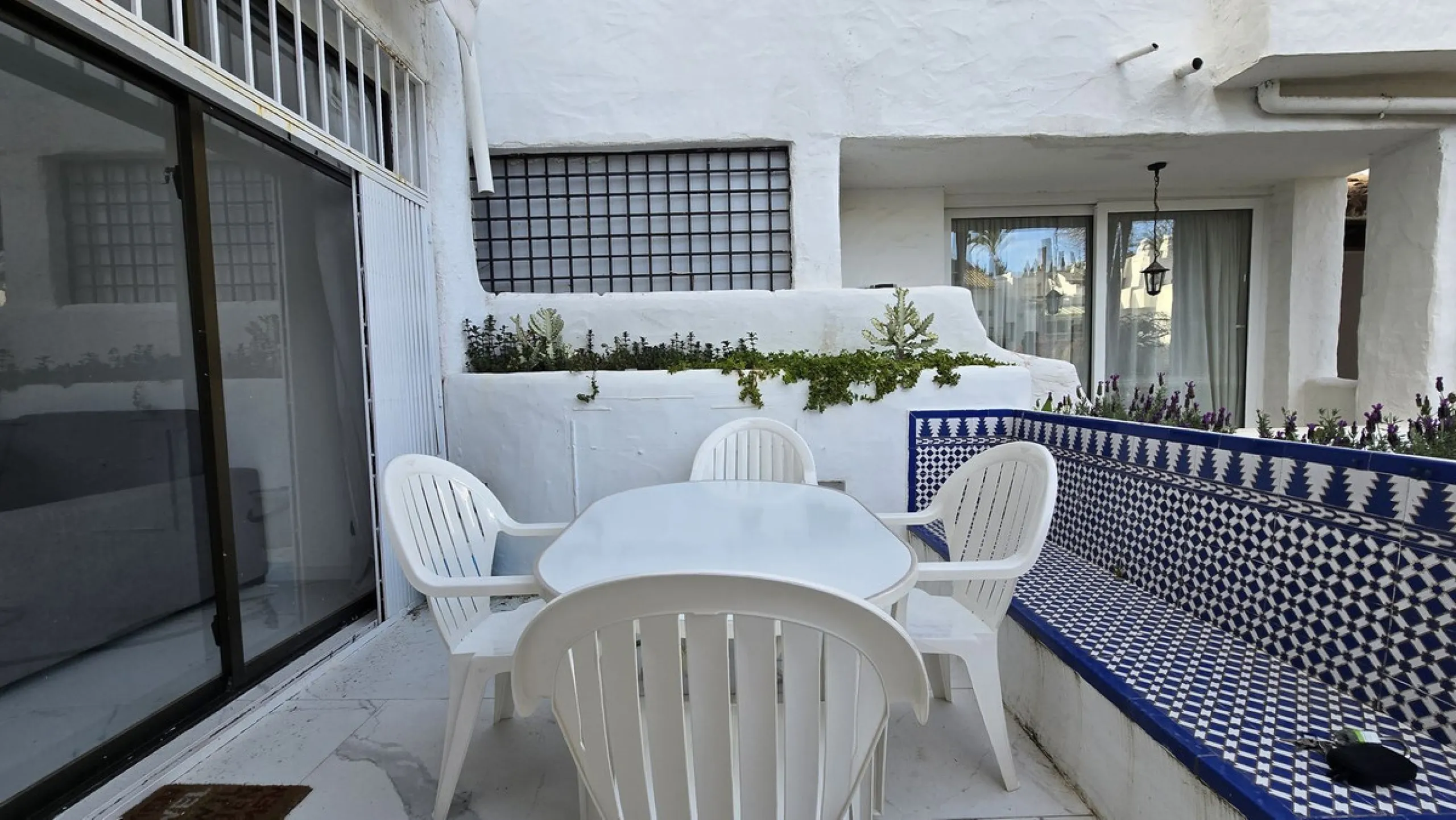 PUERTO BANÚS – LUXURY 1-BEDROOM APARTMENT IN LA ALCAZABA