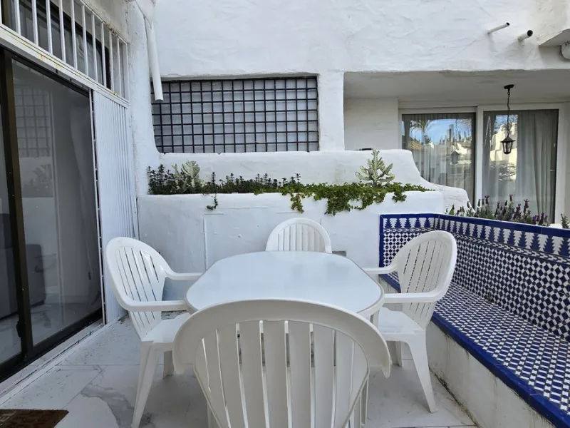 PUERTO BANÚS – LUXURY 1-BEDROOM APARTMENT IN LA ALCAZABA