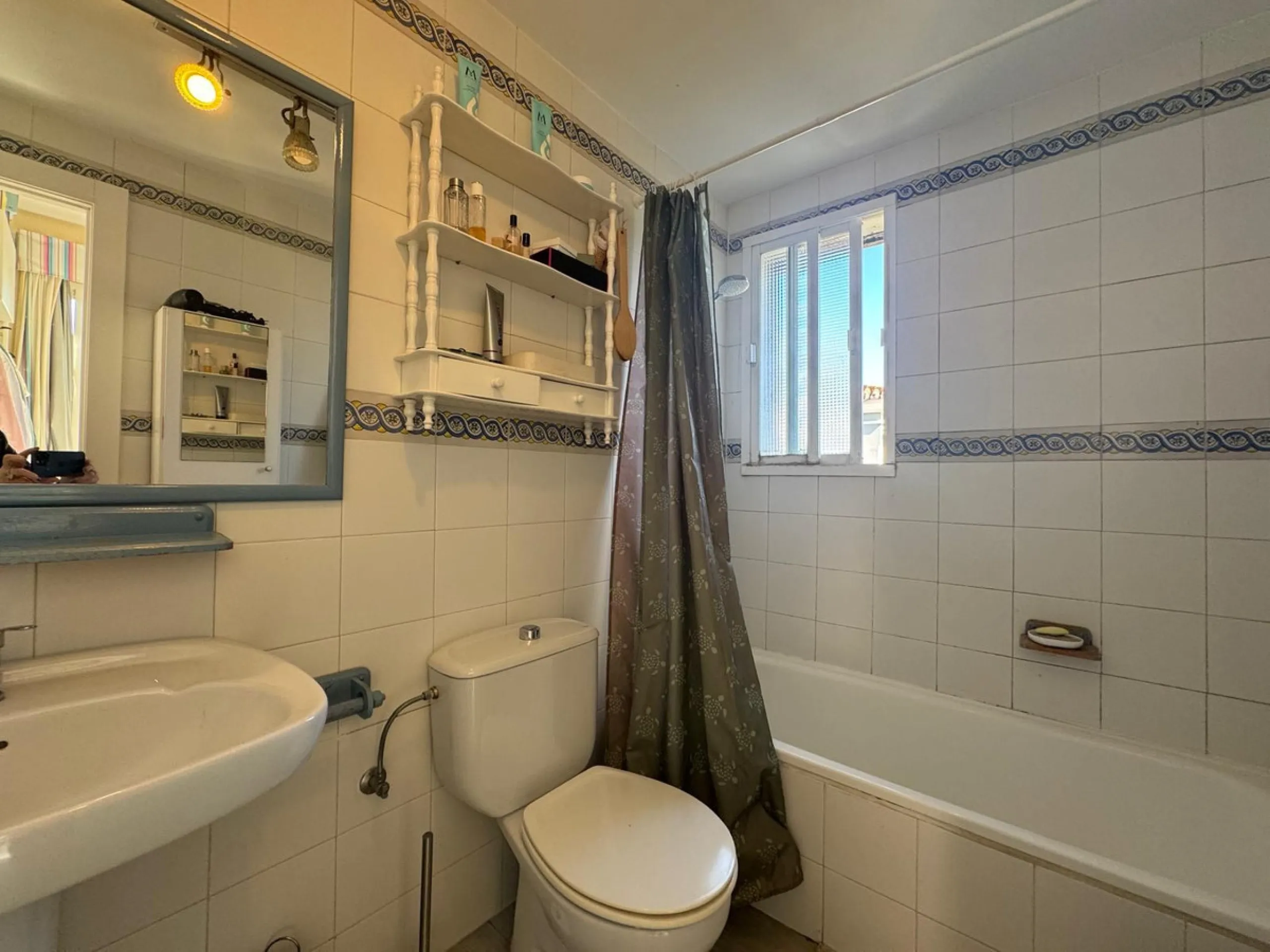 Renovation Opportunity: Private Corner Townhouse with Garden in Monte Biarritz
