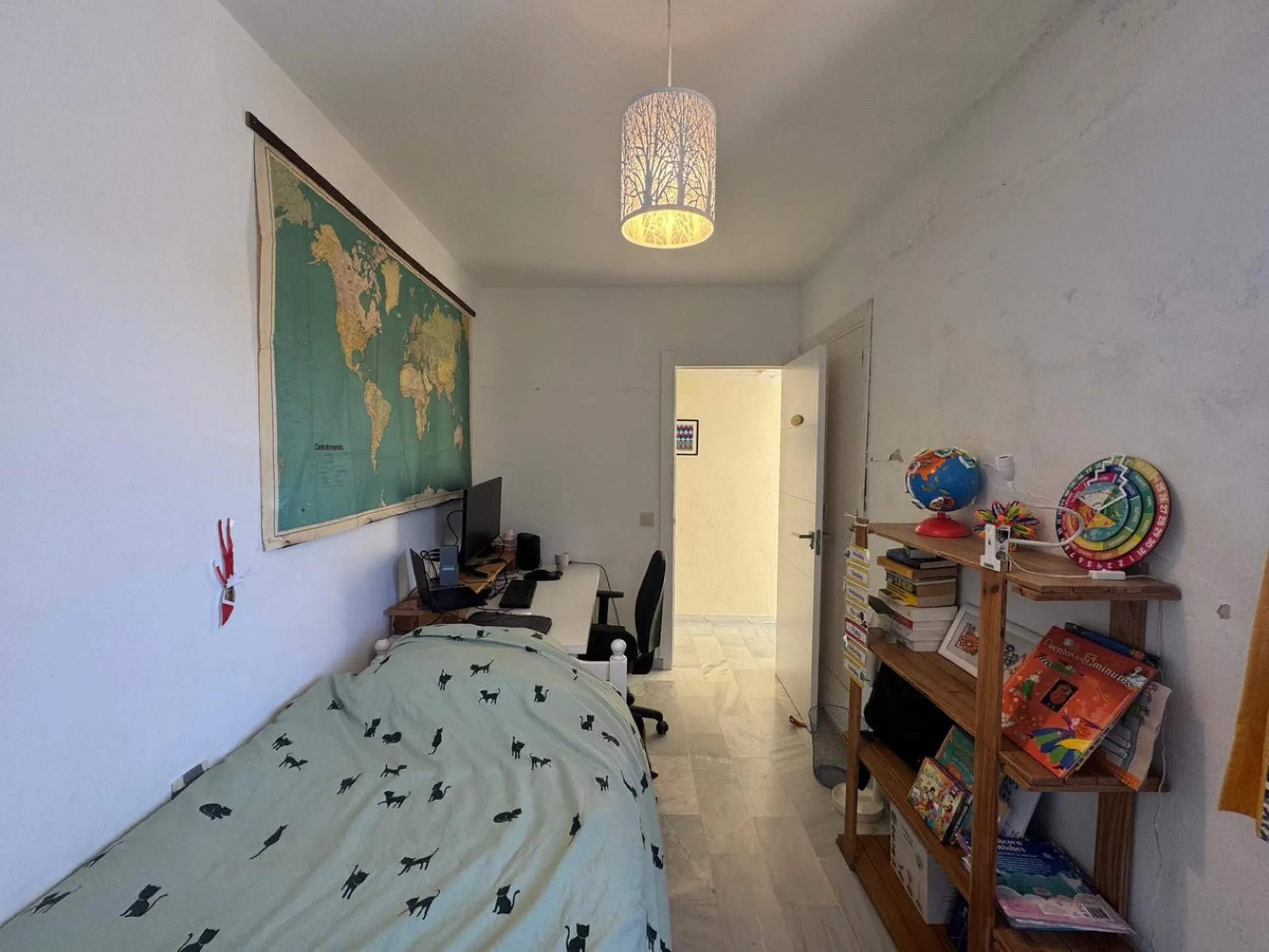 Renovation Opportunity: Private Corner Townhouse with Garden in Monte Biarritz