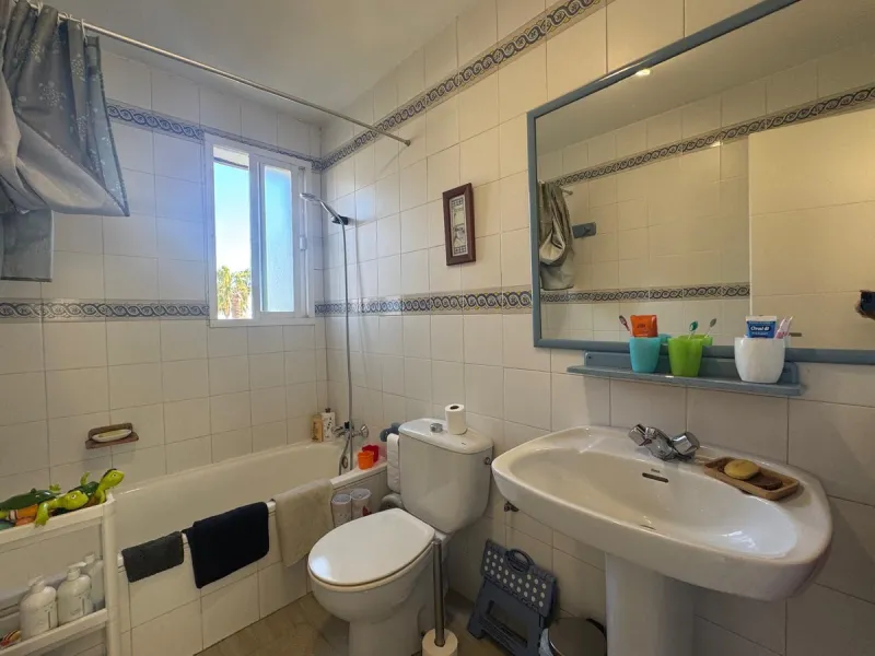 Renovation Opportunity: Private Corner Townhouse with Garden in Monte Biarritz