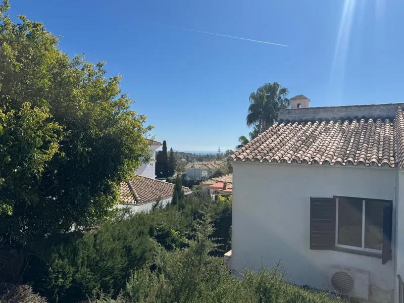 Renovation Opportunity: Private Corner Townhouse with Garden in Monte Biarritz