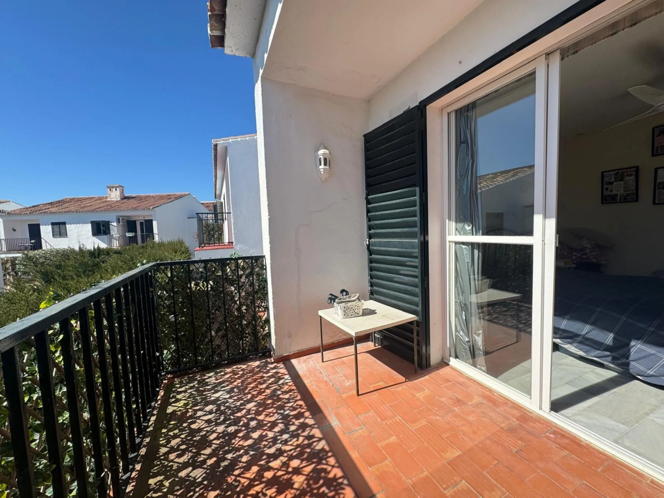 Renovation Opportunity: Private Corner Townhouse with Garden in Monte Biarritz